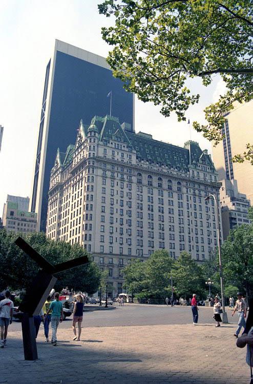 new york plaza hotel.JPG